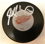Jerome Iginla Autographed Red Wings Puck