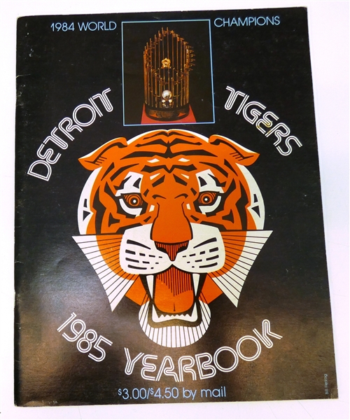 1985 Detroit Tigers Yearbook Signed by 34