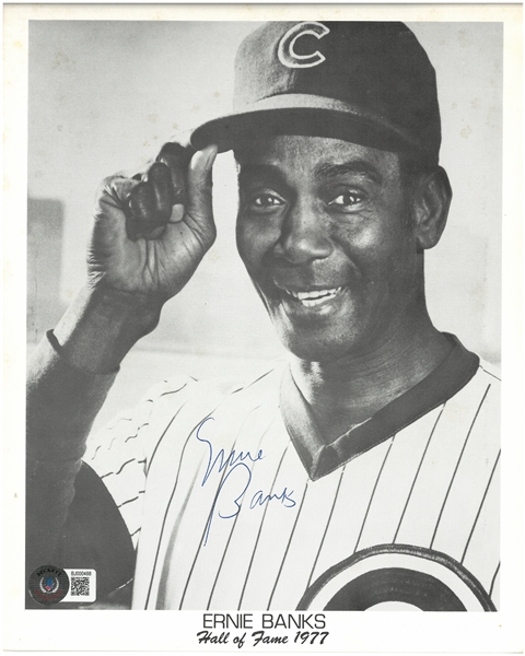 Ernie Banks Autographed 8x10