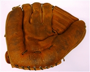 Nellie Fox Vintage Store Model Glove