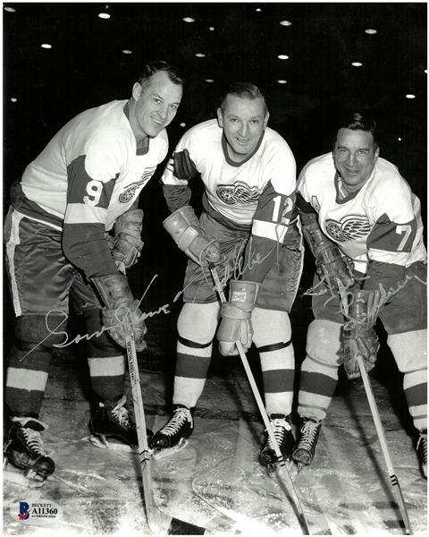 Production Line (Howe Lindsay Abel) Autographed 8x10 B&W