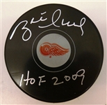 Brett Hull Autographed Red Wings Puck