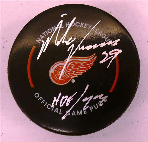 Mike Vernon Autographed Red Wings Puck