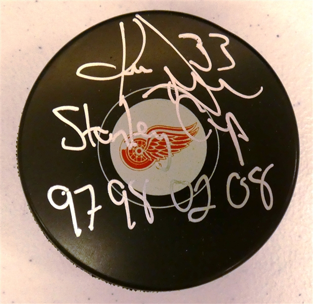 Kris Draper Autographed Red Wings Puck