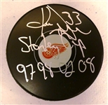 Kris Draper Autographed Red Wings Puck