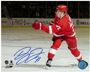 Dylan Larkin Autographed 8x10