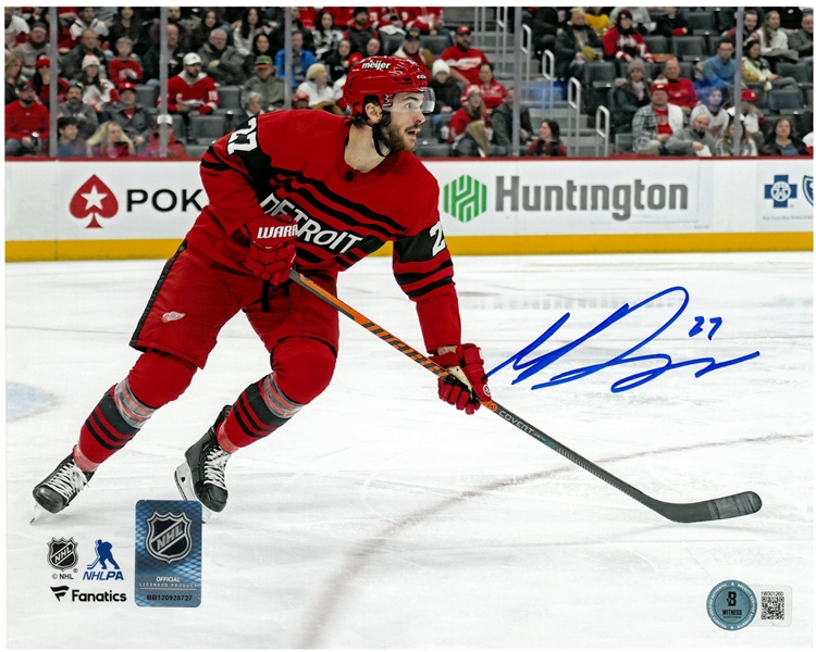 Michael Rasmussen Autographed 8x10