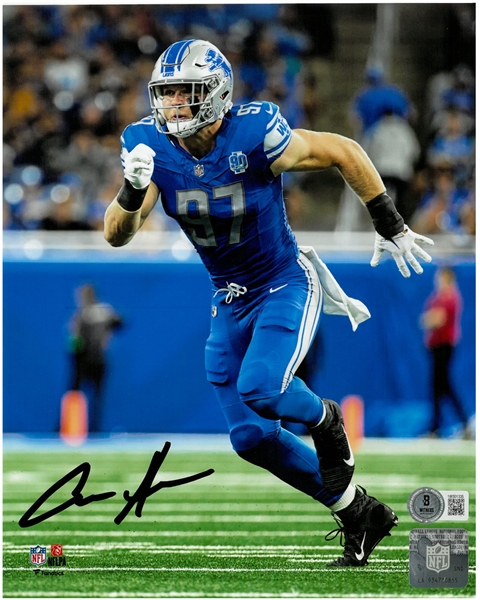 Aidan Hutchinson Autographed 8x10