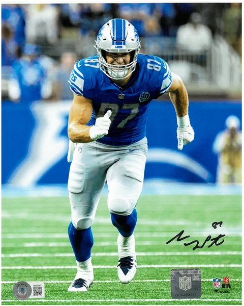 Sam Laporta Autographed 8x10