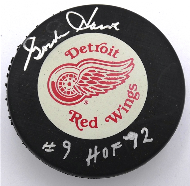 Gordie Howe Autographed Red Wings Puck