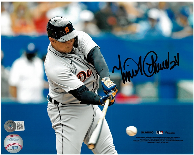 Miguel Cabrera Autographed 8x10 - 500th Home Run