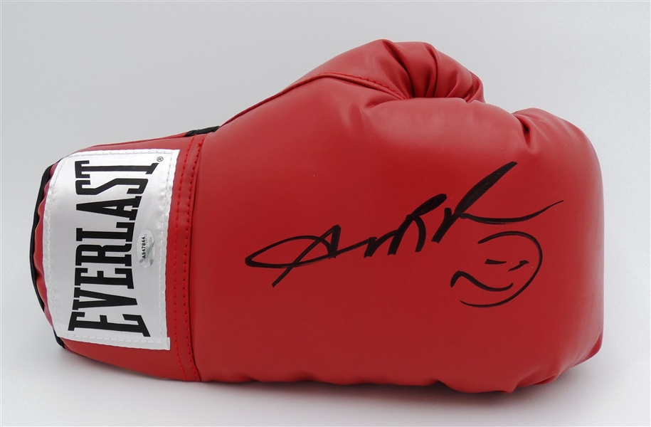 Sugar Ray Leonard Autographed Boxing Glove