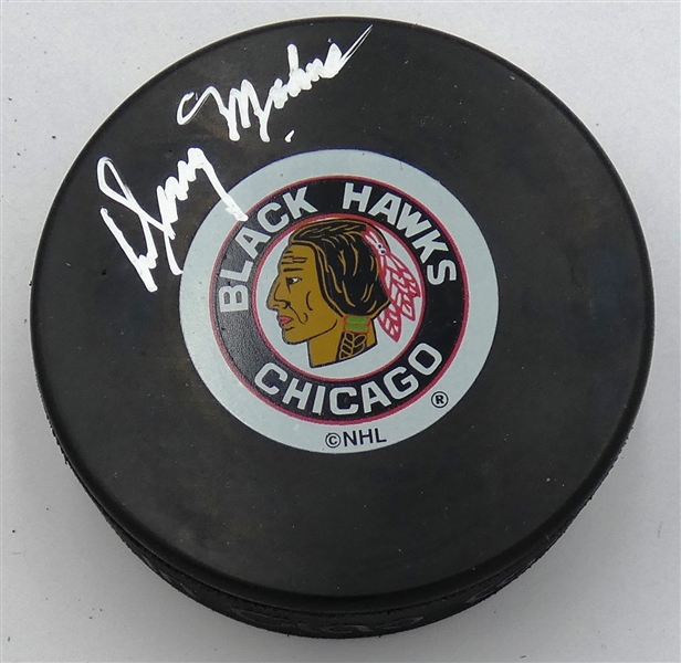 Doug Mohns Autographed Blackhawks Puck