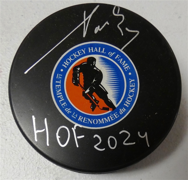 Pavel Datsyuk Autographed HOF Puck w/ HOF