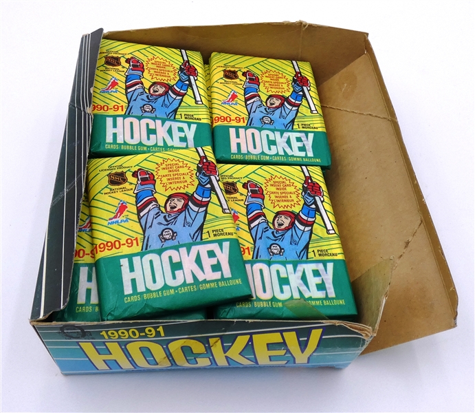 1990/91 O-Pee-Chee Hockey Wax Pack Lot of 31