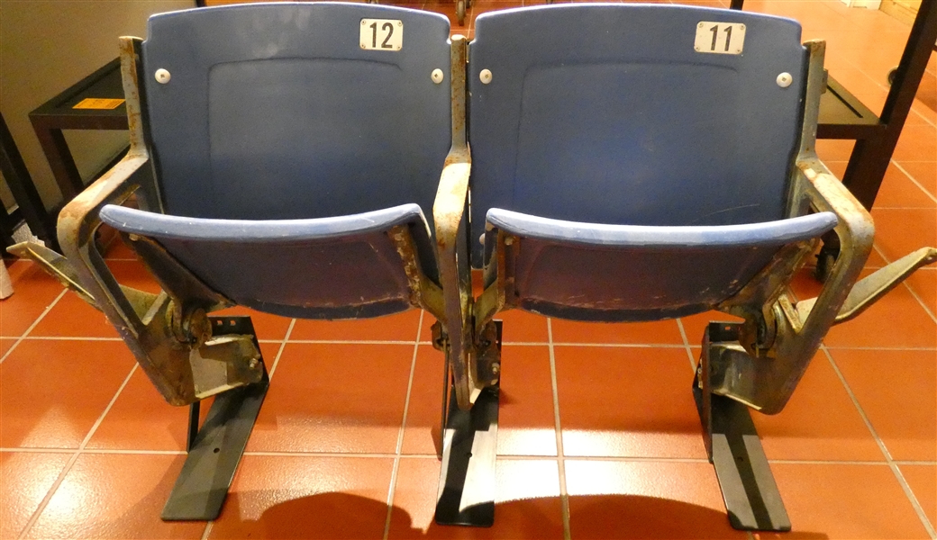 Tiger Stadium Pair of Seats with Brackets (Pick up only)