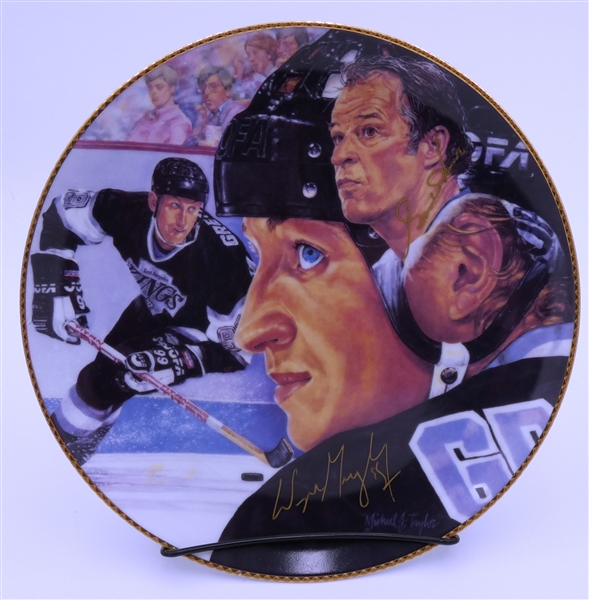 Gordie Howe & Wayne Gretzky Autographed 10 1/4" Plate