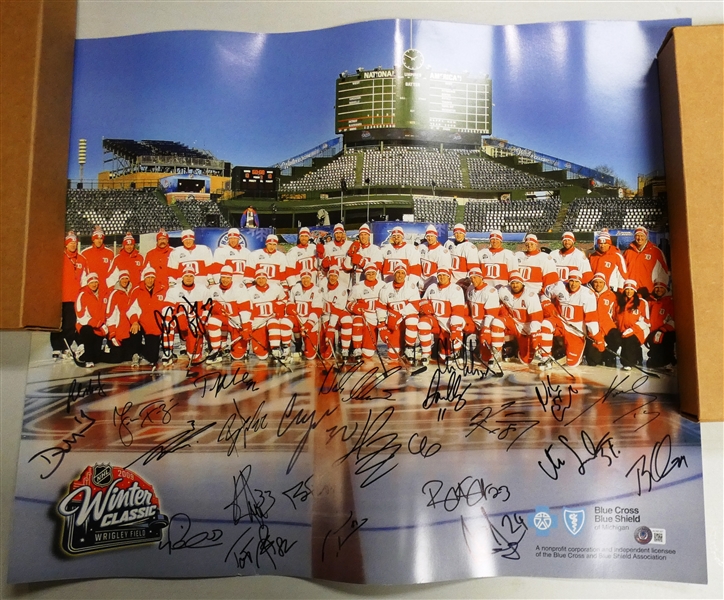 2009 Red Wings Winter Classic Team Signed 20x24
