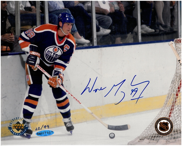 Wayne Gretzky Autographed 8x10