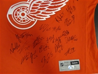 Detroit Red Wings 2015 Team Signed Jersey