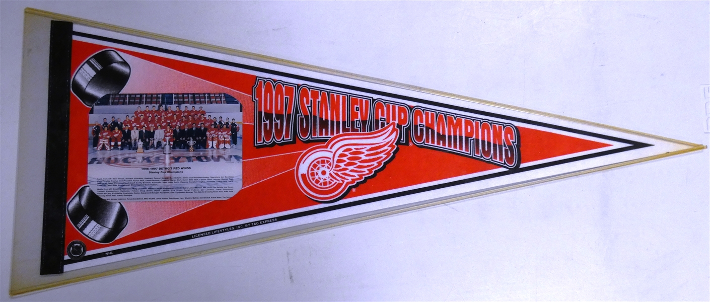1997 Detroit Red Wings Championship Pennant