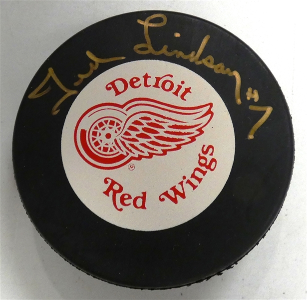 Ted Lindsay Autographed Red Wings Puck