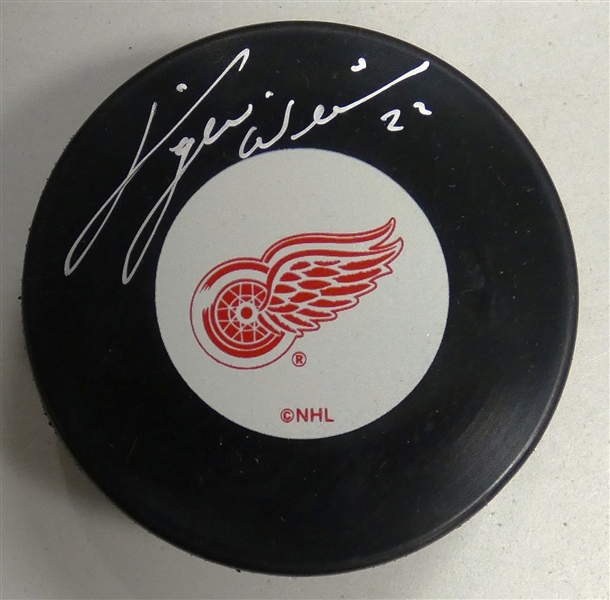 Tiger Williams Autographed Red Wings Puck