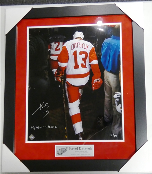 Pavel Datsyuk Autographed Framed 16x20