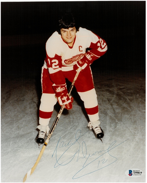 Marcel Dionne Autographed 8x10