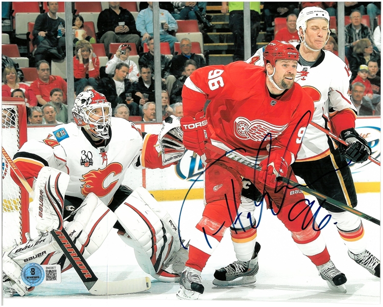 Tomas Holmstrom Autographed 8x10