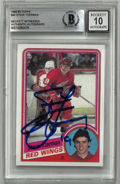 Steve Yzerman BAS 10 Autographed 1984-85 Topps Rookie Card