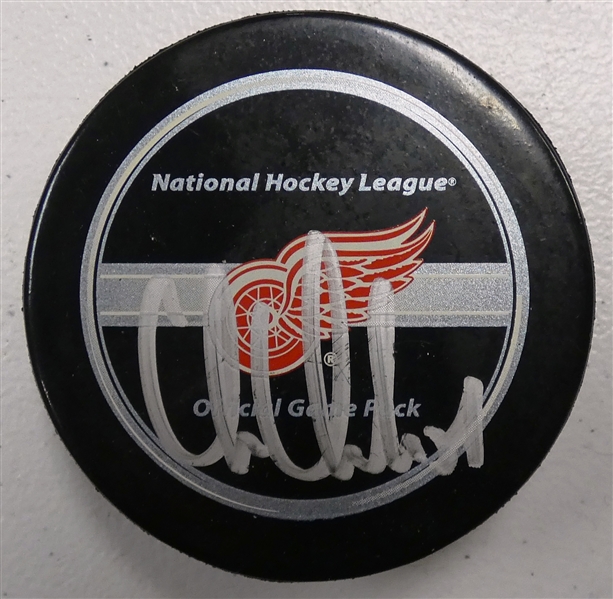 Chris Chelios Autographed Red Wings Puck