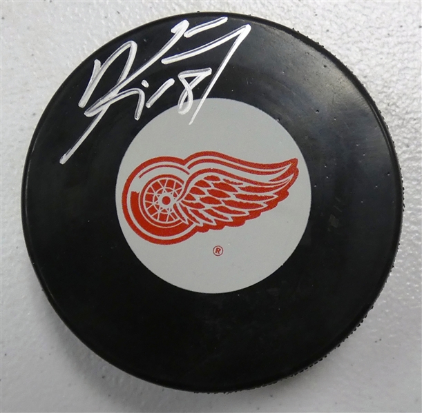 Kirk Maltby Autographed Red Wings Puck