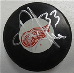 Kris Draper Autographed Red Wings Puck