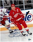 Steve Yzerman Autographed 11x14