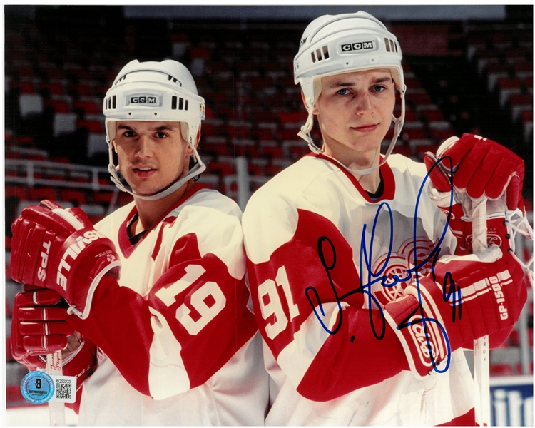 Sergei Fedorov Autographed 8x10 w/ Yzerman