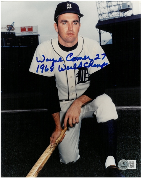 Wayne Comer Autographed 8x10