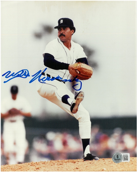 Willie Hernandez Autographed 8x10