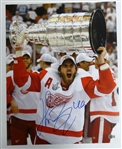 Henrik Zetterberg Autographed 16x20