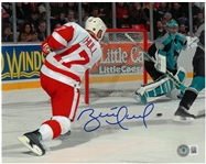 Brett Hull Autographed 700th Goal 8x10