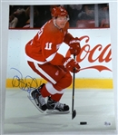 Daniel Alfredsson Autographed 16x20
