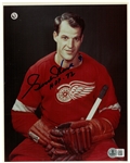 Gordie Howe Autographed 8x10