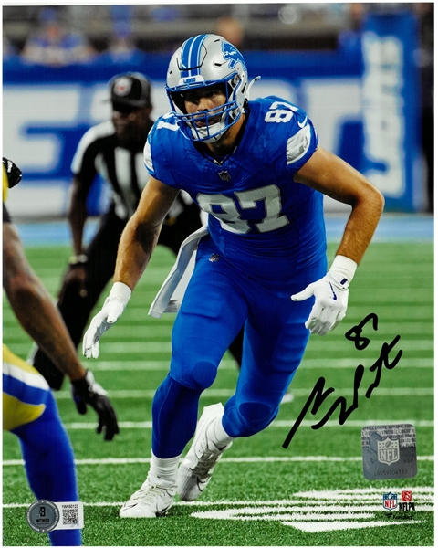 Sam Laporta Autographed 8x10