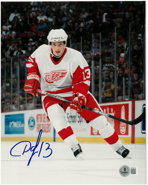 Pavel Datsyuk Autographed 8x10