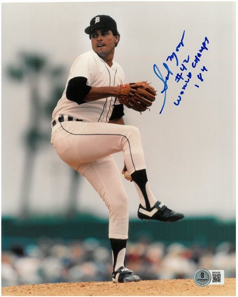 Sid Monge Autographed 8x10