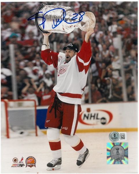 Steve Duchesne Autographed 8x10