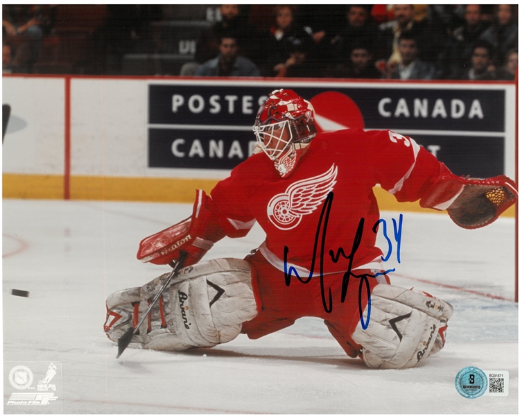 Manny Legace Autographed 8x10