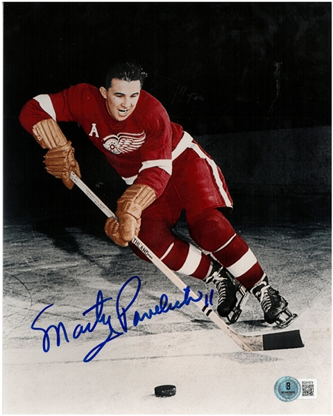 Marty Pavelich Autographed 8x10