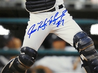 Ivan Rodriguez Autographed 16x20