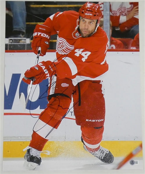 Todd Bertuzzi Autographed 16x20